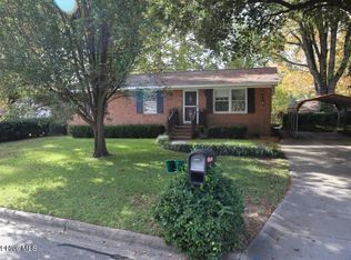 2716 Shawnee Pl, Greenville, NC 27834