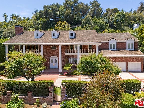 2nd image of 1255 Benedict Canyon Dr