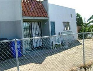 4th image of 5115 Hilltop Dr