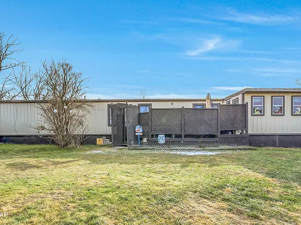 39 Cardinal Dr, Shavertown, PA 18708