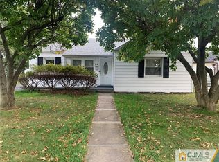 64 Runyon Ave, Edison, NJ 08817