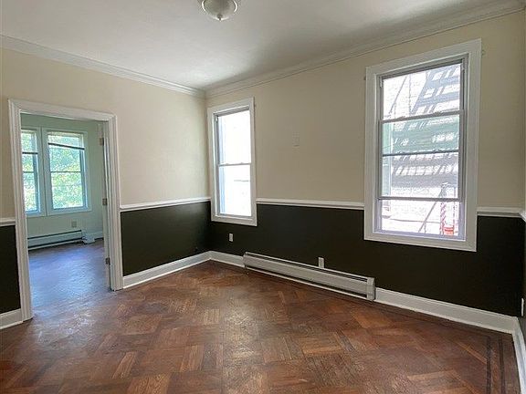 4th image of 225 Duncan Ave APT 6