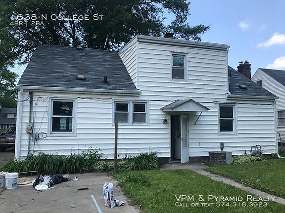 2nd image of 1638 College St