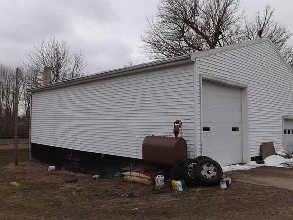 4th image of 2833 County Road 262