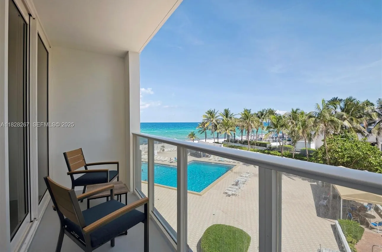 3505 S Ocean Dr — Photo 1