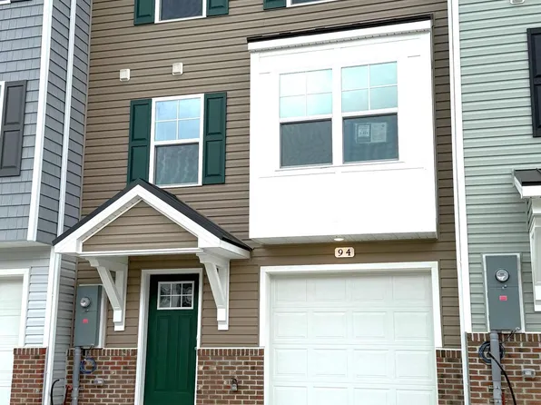 94 Moses Dr, Martinsburg, WV 25405
