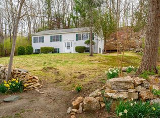 23 Oak Grove Rd, Brookfield, CT 06804