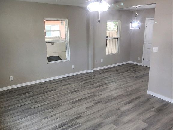 3rd image of 1106 W Mann Ave