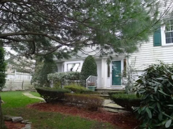 521 California Rd, Bronxville, NY 10708