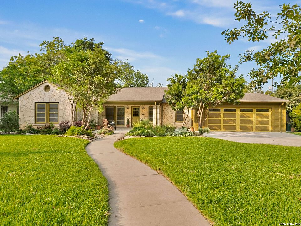 1st image of 406 Paseo Encinal