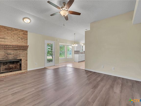 3rd image of 3804 Riverrock Dr