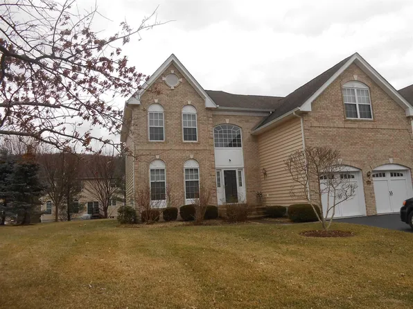 315 Honness Rd, Fishkill, NY 12524