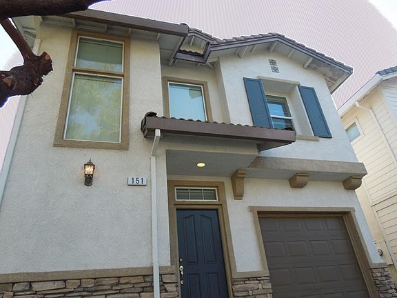 2nd image of 151 Penhow Cir