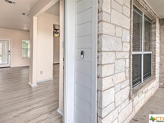 5th image of 1011 Liberty Park Dr