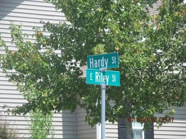 W Riley St, Chatsworth, GA 30705