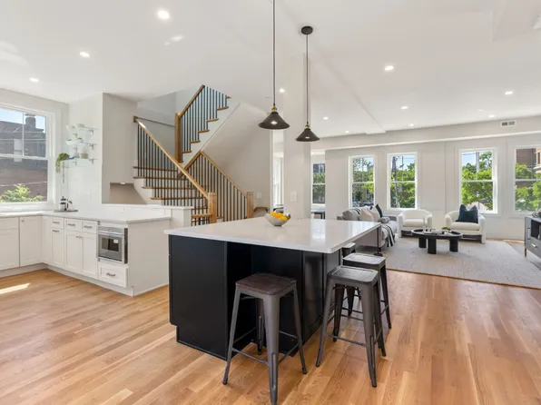 75 G St #2, Boston, MA 02127