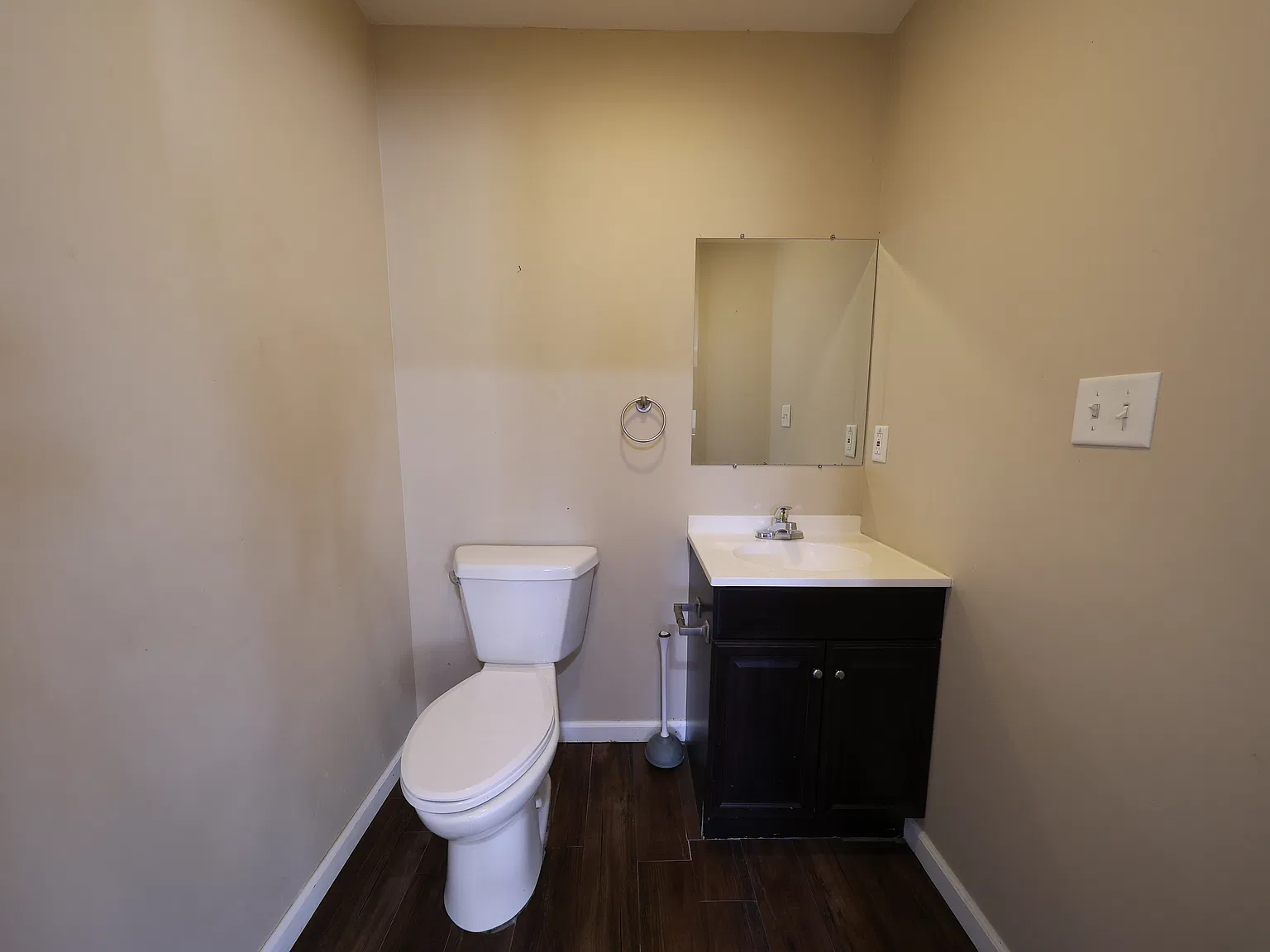 110 Egyptian Drive — Photo 3