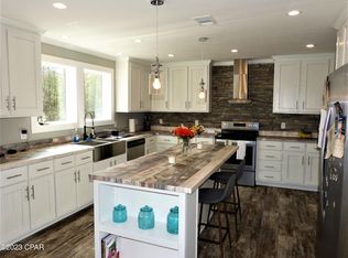 3980 Holmes Valley Rd, Vernon, FL 32462