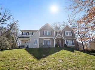 466 Pugh Rd, Wayne, PA 19087