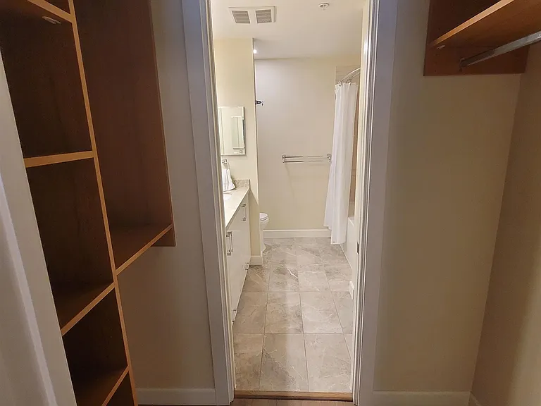 20325 86th Ave #208 — Photo 8