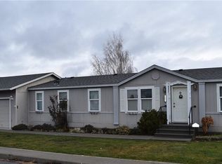 1661 Ridgeview Loop Dr, Wenatchee, WA 98801