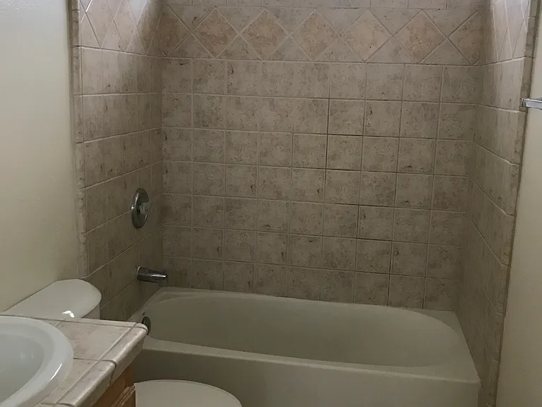 4133 Maryland St — Photo 10