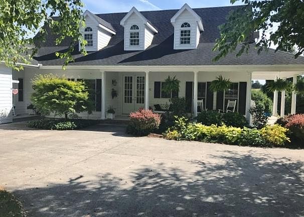 1st image of 95 Pinehurst Dr