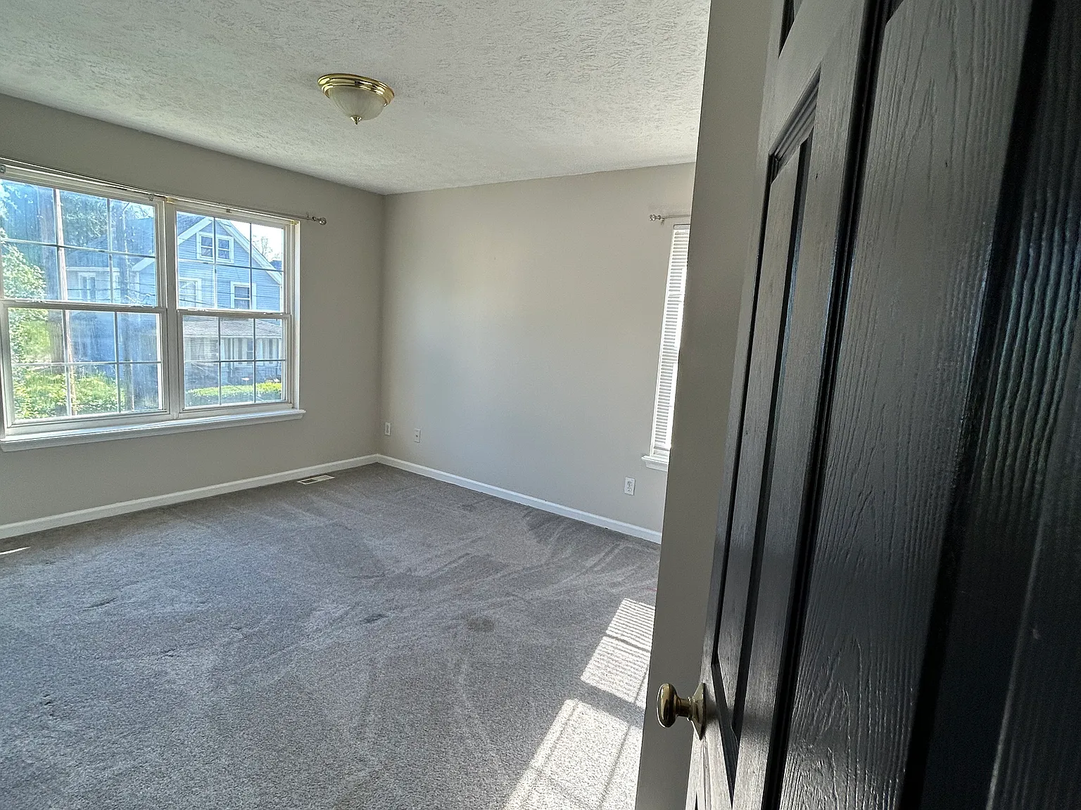 6211 Heisley Ave — Photo 2