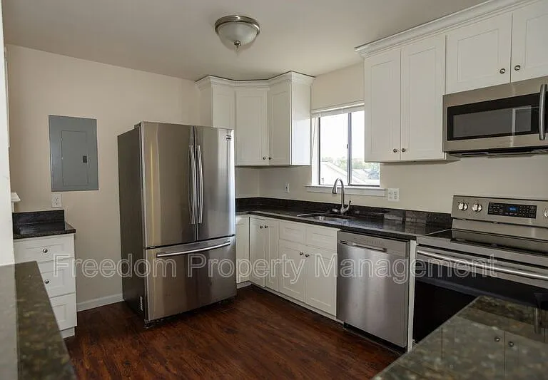 9327 Woodlea Ct — Photo 16
