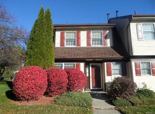 45 Summer Set Dr, Montgomery, NY 12549