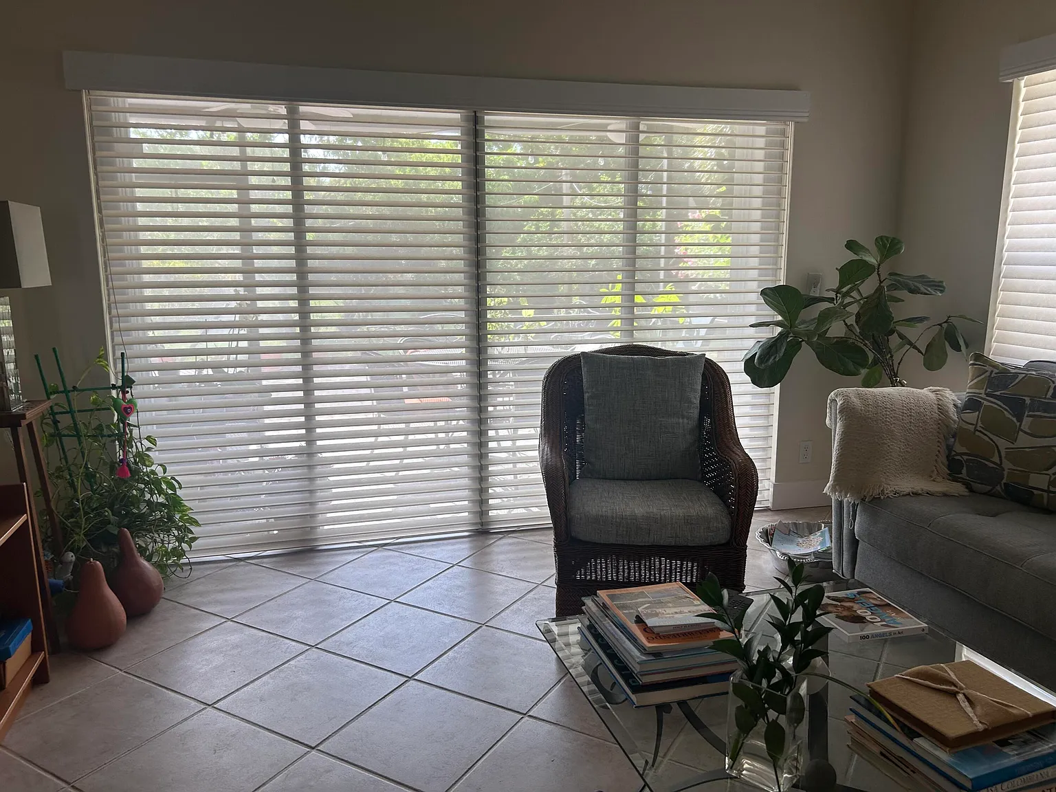 3 bed, 2.0 bath, 1428 sqft, $3,995 — Photo 3