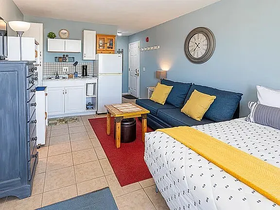 415 Ocean Blvd #103 — Photo 7