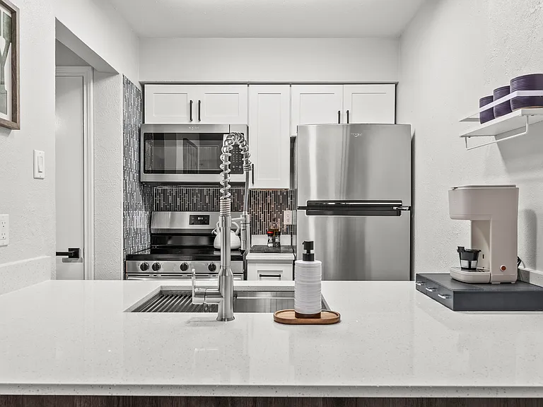 7621 McCallum Blvd #205 — Photo 6