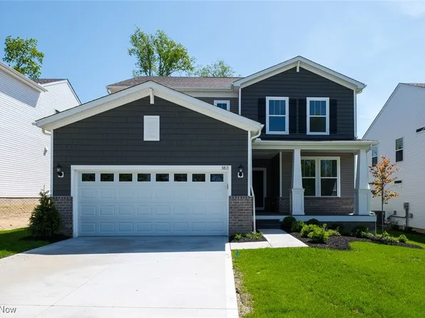 3813 Golden Wood Way, Uniontown, OH 44685