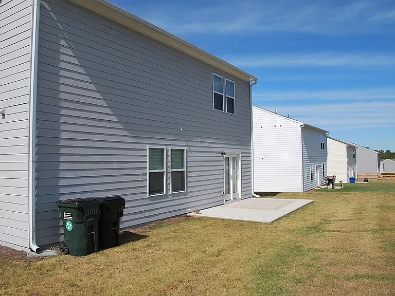 4685 Bluffton Ct — Photo 34