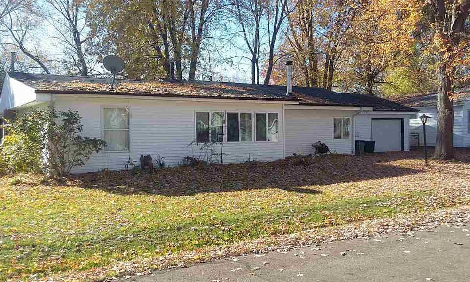 1st image of 909 Columbia St