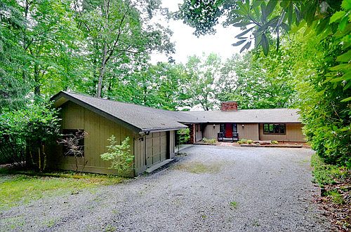 1st image of 665 Campbell Dr