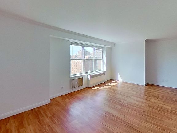 3rd image of 747 10th Ave APT 7I