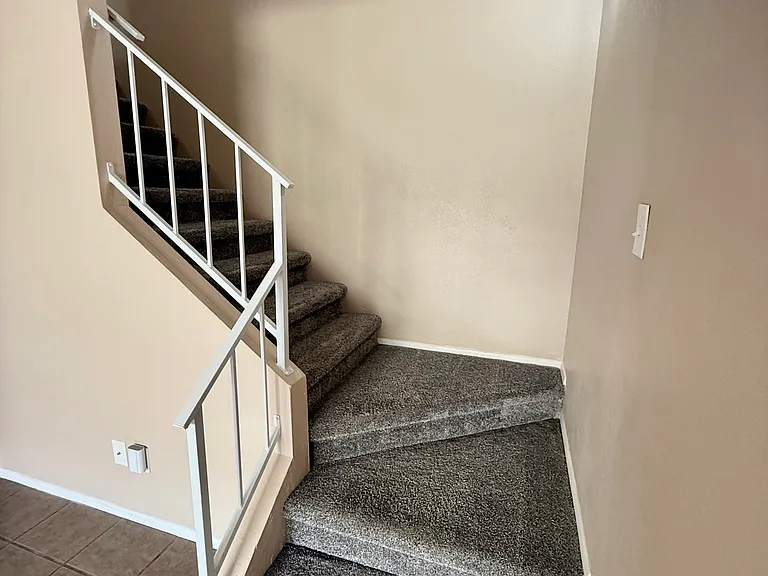 5847 N 48th Dr — Photo 11