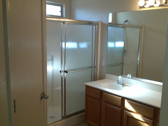 4th image of 3909 E Morrow Dr