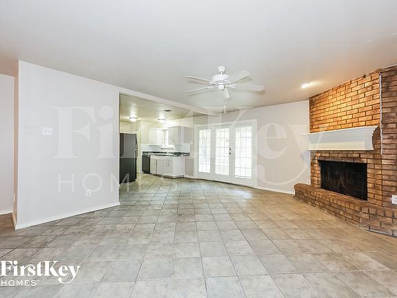 3rd image of 5321 Saddleback Rd