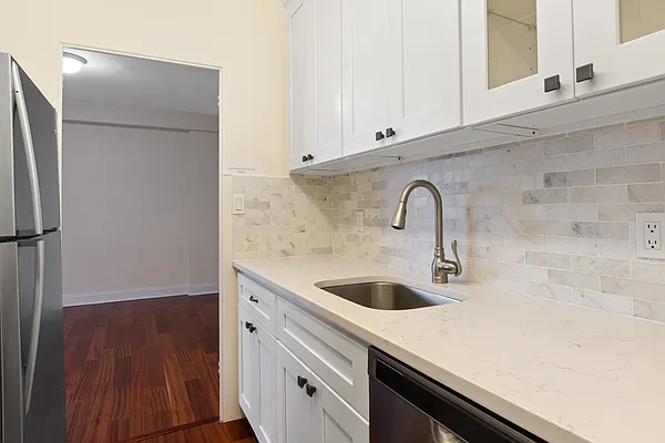 Sold by REMAX Distinguished Homes | media 4