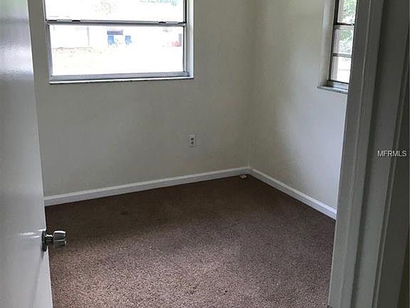 5th image of 3916 Marlborough Pl