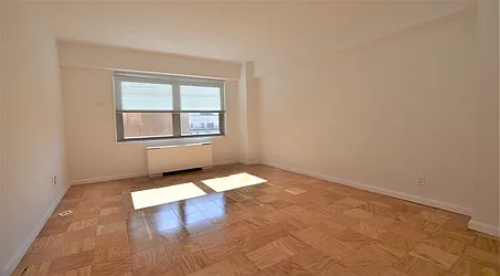 Rented by Manhattan Realty Group