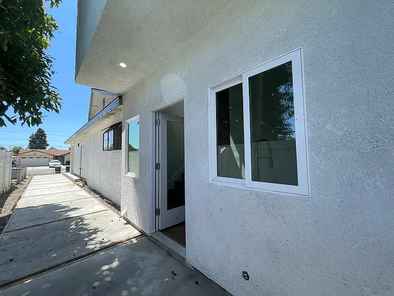 Separate Master room entrance