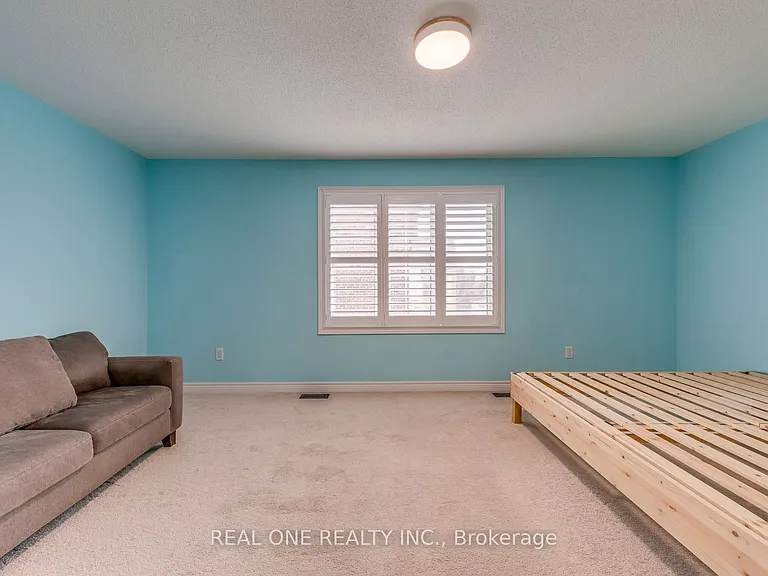 2319 Stone Glen Cres — Photo 24
