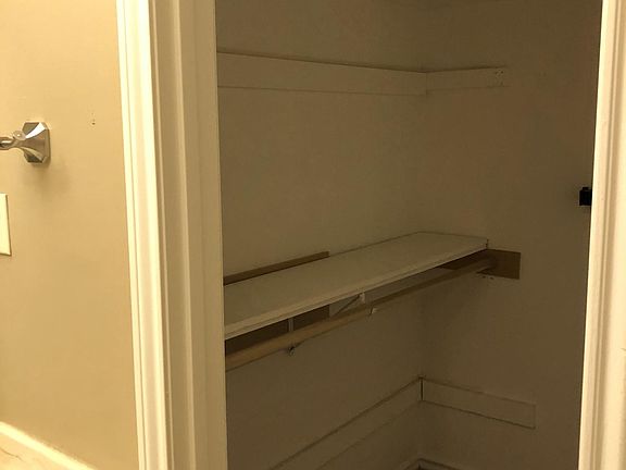 3rd image of 4203 Monroe Dr
