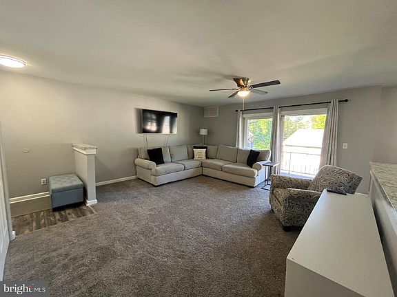 5th image of 208 Crocker Dr
