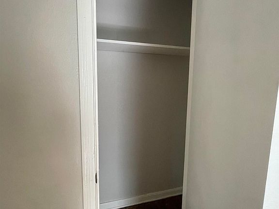 5th image of 1609 W 12th Ave