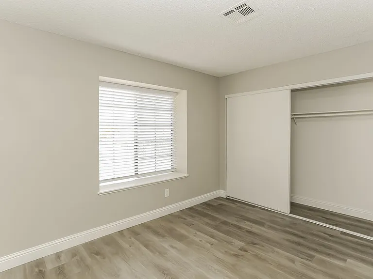 6533 Faith Peak Dr — Photo 13